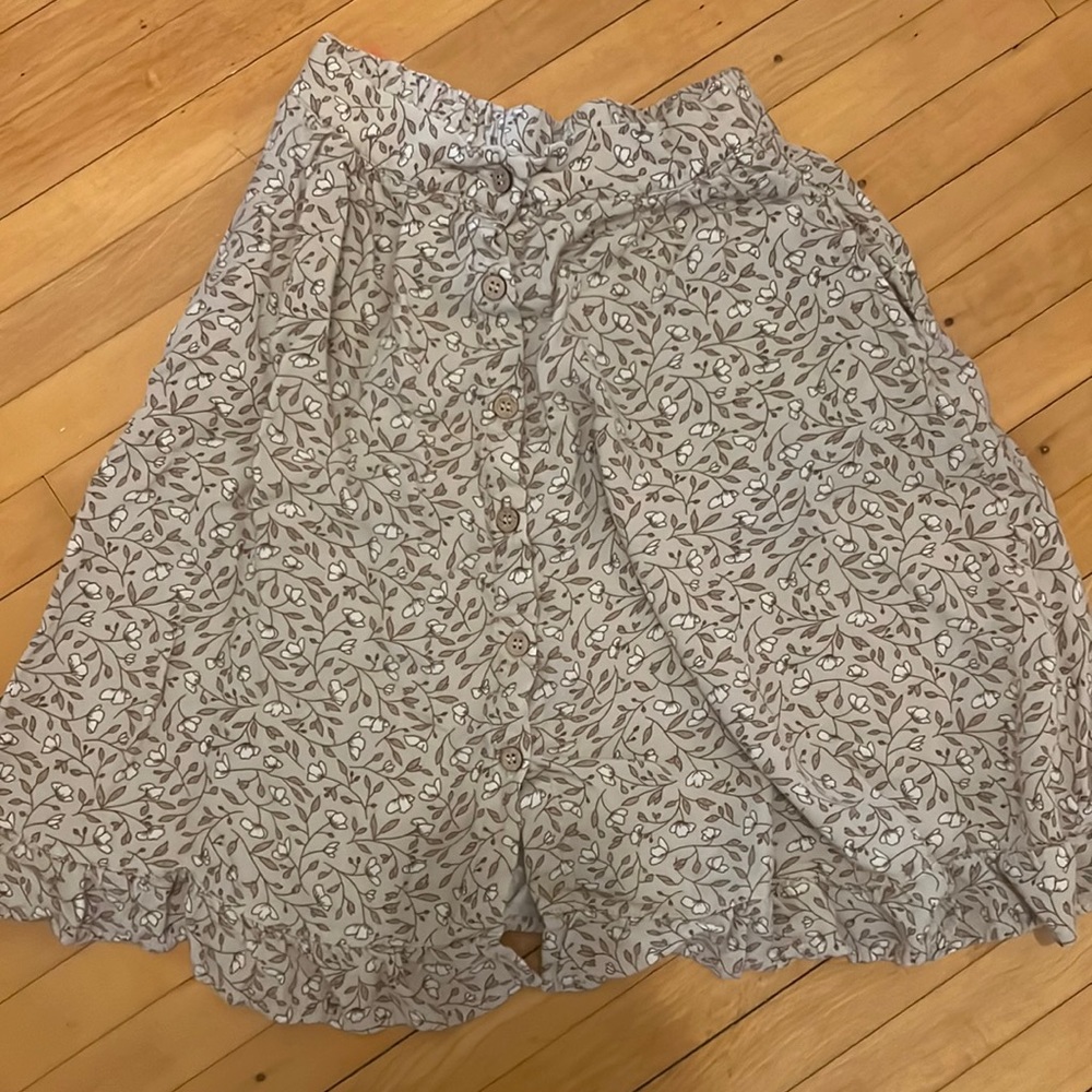 Rylee + Cru Gray Floral Skirt